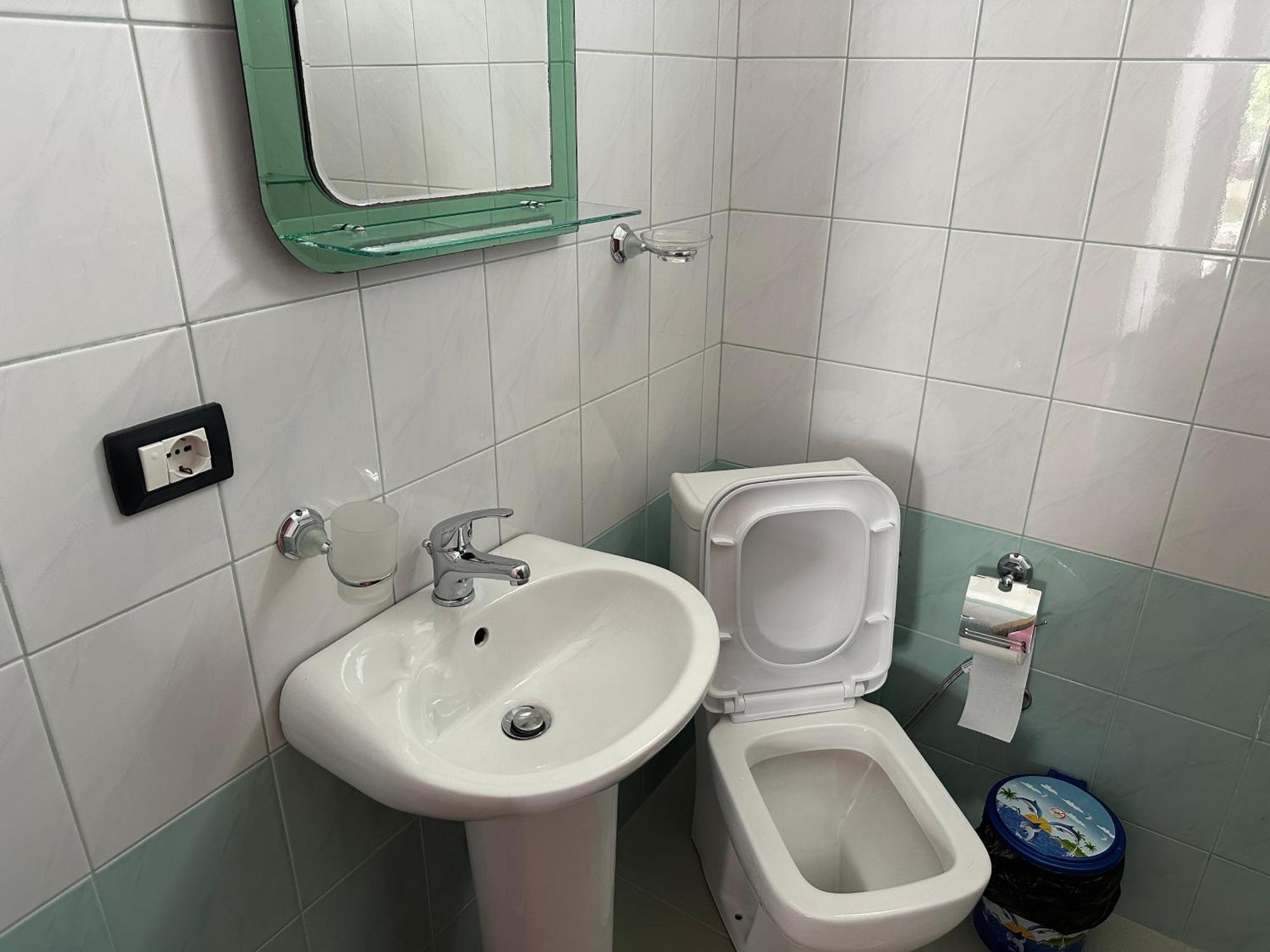 Anxhi Apartment Ксамил Екстериор снимка